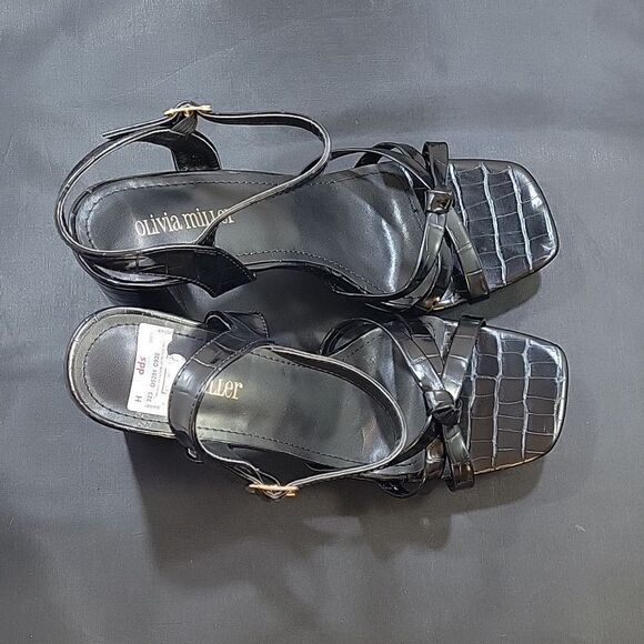 BRAND NEW OLIVIA MILLER HIGH BLOCK HEEL OPEN TOE ADJUSTABLE BUCKLE SANDAL - Picture 13 of 14